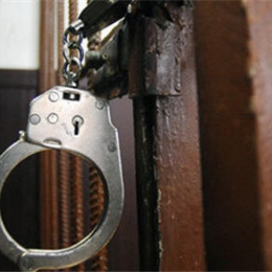 В Ростове-на-Дону задержан 54-летний бездомный мужчина, пытавшийся надругаться над 14-летней девушкой