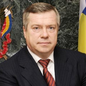 Губернатор Василий Голубев поощрил премиями 15 работников культуры и искусства области – художников, поэтов, артистов, композиторов и других представителей творческой интеллигенции, сообщает пресс-служба губернатора Ростовской области.