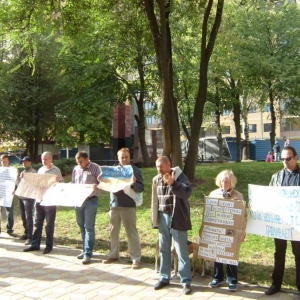 В донской столице на акции за мир на Украине произошла потасовка 