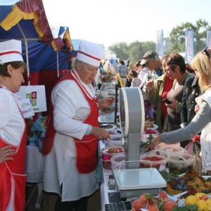 Горожан снова порадуют фермерскими продуктами