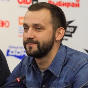 В субботу, 25 апреля, в Ростове-на-Дону уже во второй раз выступят комики brand new show "StandUp", однако теперь в новом составе
