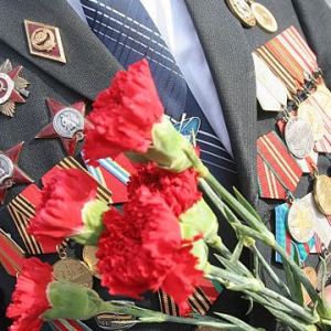 Росавиация напомнила всем авиакомпаниям и аэропортам страны, что в преддверии Дня Победы инвалиды и участники Великой Отечественной войны смогут бесплатно пользоваться любым транспортом (кроме такси).