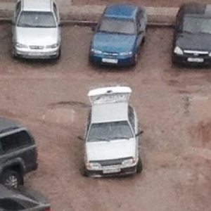 Ростовские автолюбители снова выложили занятное видео в социальных сетях. 