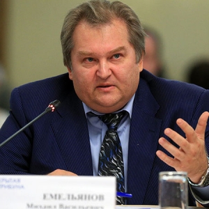 Свою кампанию он будет строить «на позитиве»