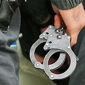 15-летний подросток, укравший в ресторане сумку, был найден по выроненному мобильному телефону
