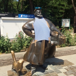 День Воздушно-десантных войск в самом разгаре, а мэрия Ростова-на-Дону уже отчиталась, сколько человек сегодня приняли участие в празднике